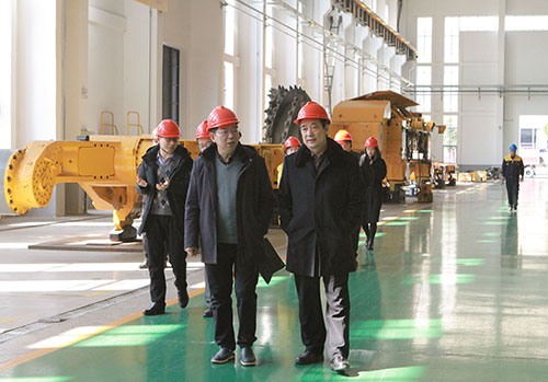 中國煤機(jī)協(xié)會(huì)領(lǐng)導(dǎo)蒞臨創(chuàng)力集團(tuán)調(diào)研指導(dǎo)(圖3)