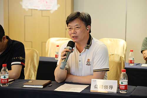 上海創(chuàng)力集團組織召開第三屆第十次職工代表大會——專題審議《員工手冊》(圖2) 上海創(chuàng)力集團組織召開第三屆第十次職工代表大會——專題審議《員工手冊》(圖2)