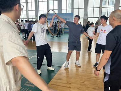 圖片2.jpg 2024年重固鎮(zhèn)職工健康嘉年華圓滿結(jié)束 上海創(chuàng)力集團(tuán)職工代表隊(duì)榮獲團(tuán)體第三名(圖4)