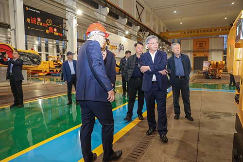 【開放合作 共享未來】上海創(chuàng)力集團院士工作站等揭牌儀式圓滿結(jié)束(圖17) 【開放合作 共享未來】上海創(chuàng)力集團院士工作站等揭牌儀式圓滿結(jié)束(圖17)